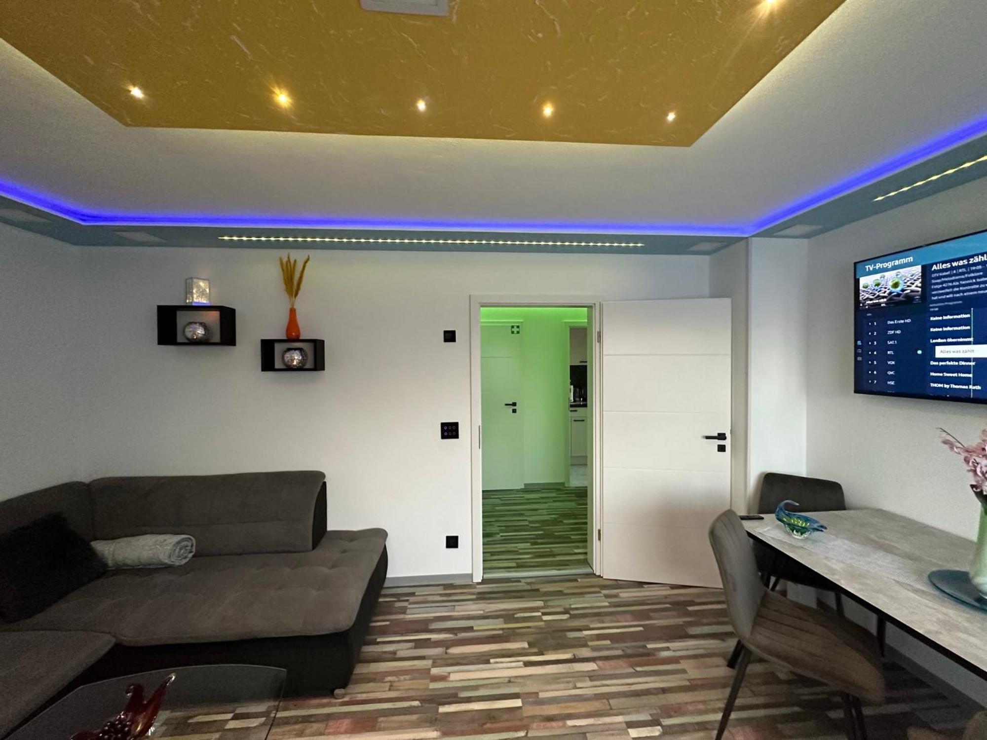 נויבורג אן דר דונאו Modern Apartments Neuburg P - Top - 2 Zimmer, Komfort, Balkon, Wi-Fi, Smart Tv, Grosse Dusche, Kueche מראה חיצוני תמונה